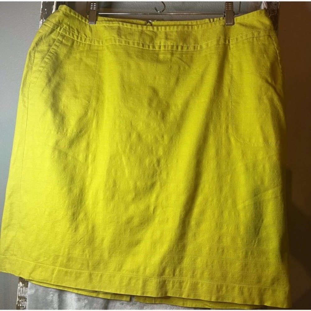 Talbots Bright lime green Skirt - Picture 2 of 8
